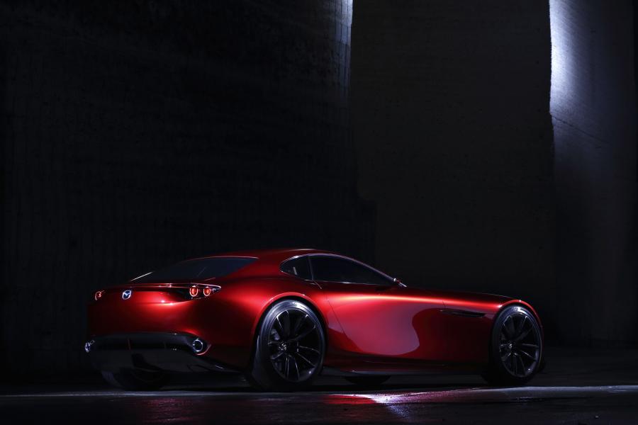  Mazda RX-VISION 2015 года  (фото 9 из 11)